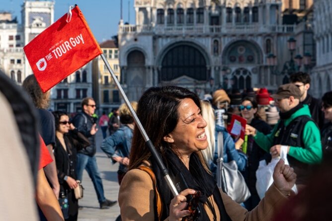 Venice in A Day: St Marks Basilica, Doges Palace & Gondola Ride - Crossing the Iconic Rialto Bridge