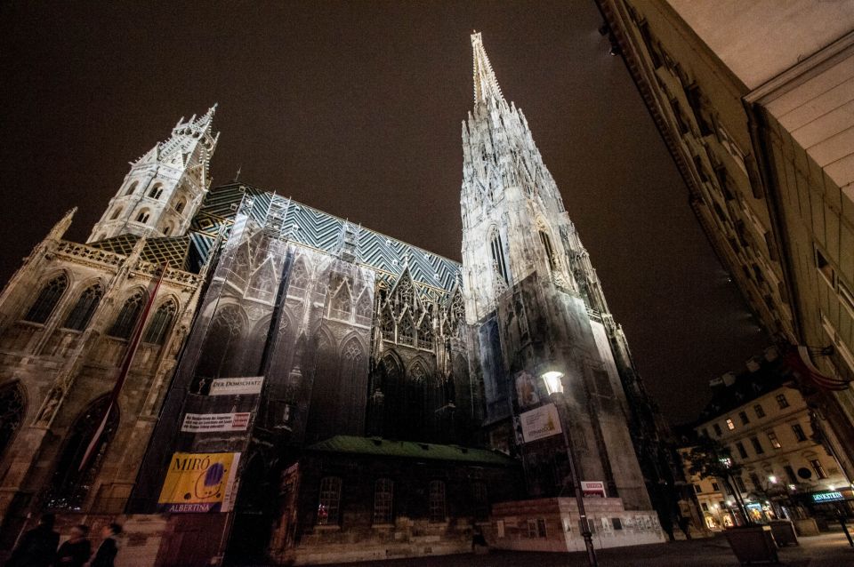 Vienna: Ghosts and Legends Guided Nighttime Walking Tour - Historical Crimes and Suspicious Characters