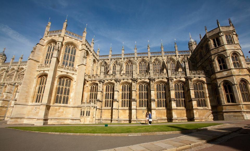 Windsor Castle Tour With Fish and Chips Lunch in London - Exploring the State Apartments