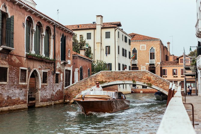 Withlocals Venice Away From the Crowds PRIVATE Tour With a Local Expert - Whats Included