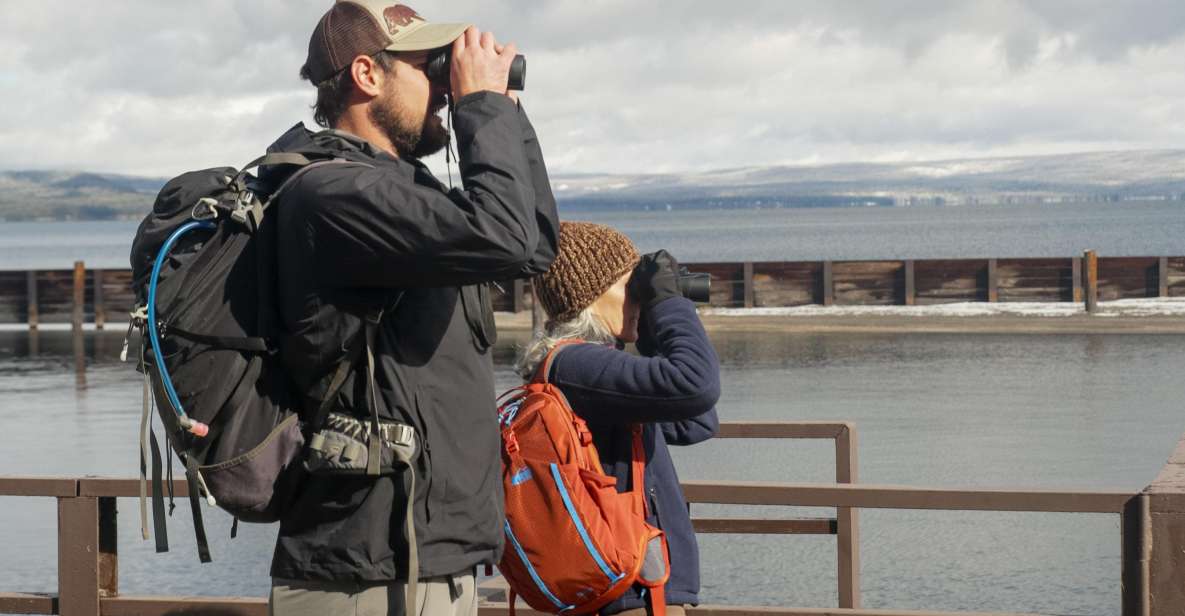 Yellowstone: Winter Wildlife & Snowshoe Adventure - Thermal Features and Cliffs