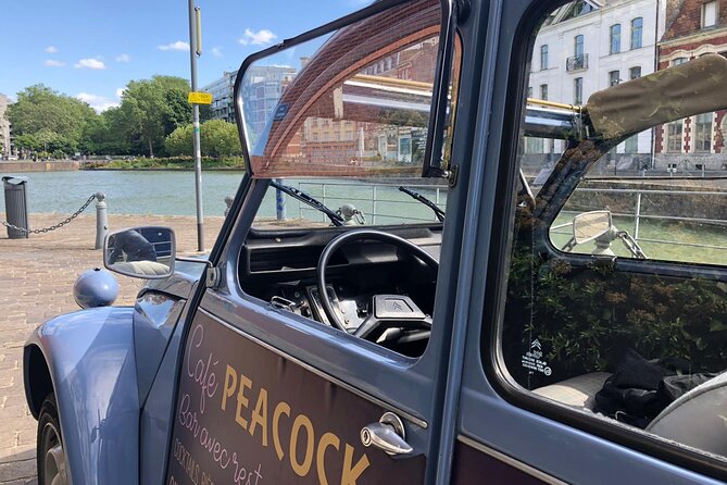 30-Minutes Private Guided Tour of Lille by Convertible 2CV - Touring the Theatre Du Nord