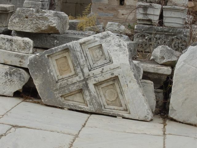 5-Hour Ephesus and Miletos Tour From Kusadasi - Exploring Ephesus Ruins