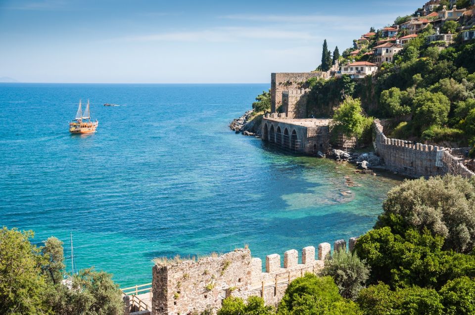 Alanya: Boat Trip With Lunch, Drinks, and Swim Stops - Highlights of the Tour