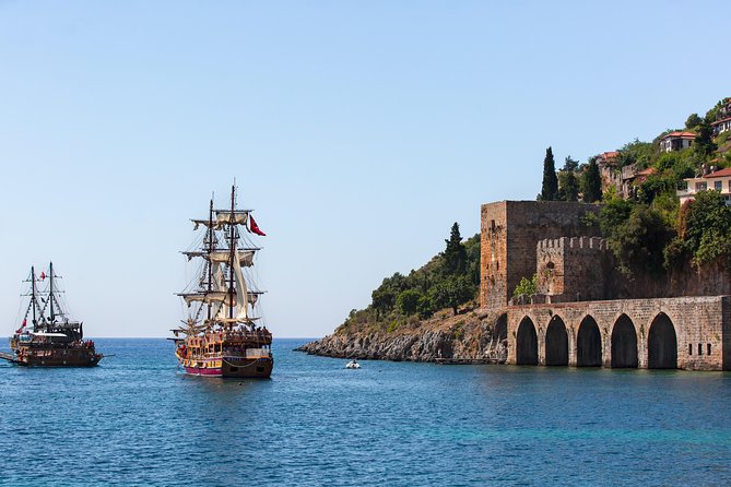 Alanya Pirate Boat With Lunch and Drinks - Stops Along the Way