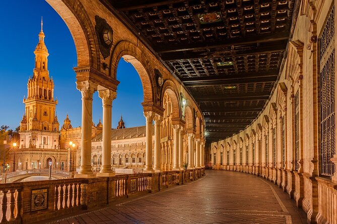 Alcazar, Cathedral, Santa Cruz Quarter, Bullring, and River Cruise Tour in Seville - Panoramic Tour of Triana Neighborhood