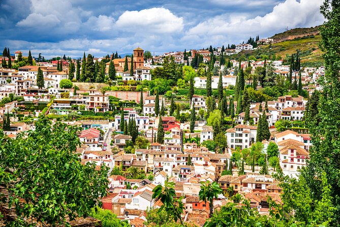 Alhambra & Generalife, Albaicín & Sacromonte Skip-the-Line Private Tour - Historic Albaicin Neighborhood