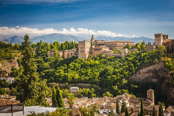 Alhambra Skip-The-Line Tour: Nasrid Palaces, Alcazaba and Generalife - Tour Duration