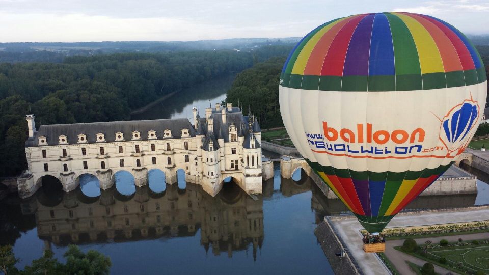 Amboise Hot-Air Balloon Sunrise Ride Over the Loire Valley - Panoramic Views From the Skies