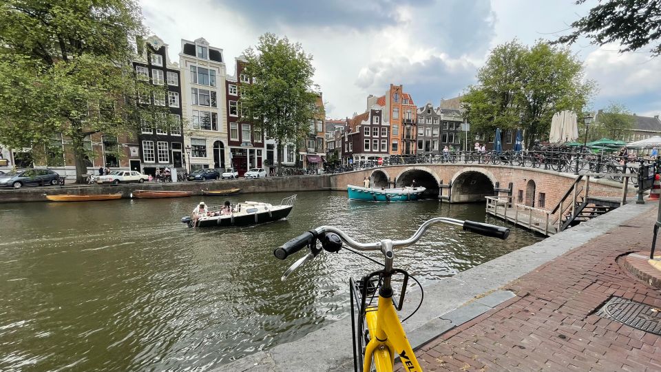 Amsterdam: Bike Rental - Bike Specifications and Safety