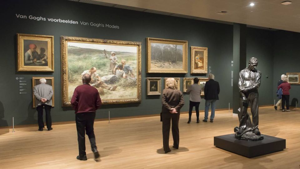 Amsterdam: Van Gogh Museum Guided Tour With Entrance Ticket - Guided Experience