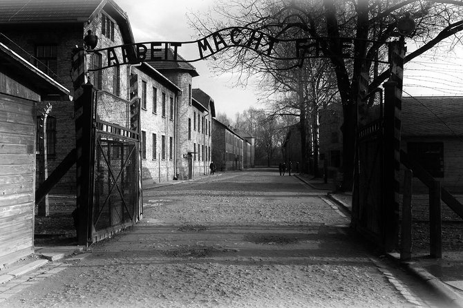 Auschwitz and Birkenau Best Value Guided Tour With Tickets - Pickup and Tour Duration