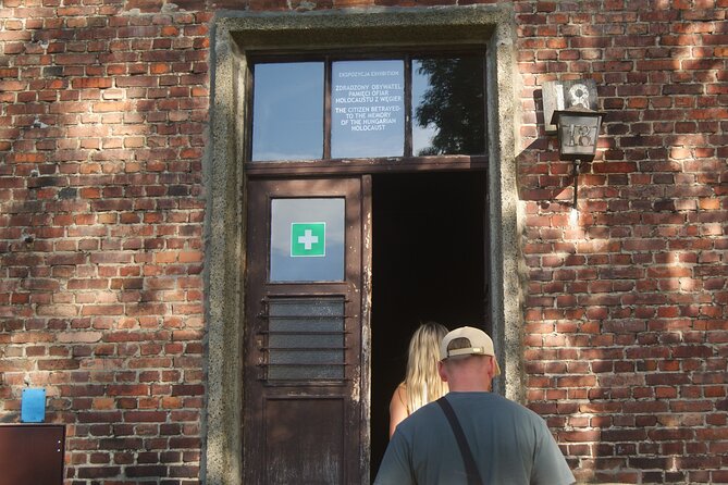 Auschwitz-Birkenau Tour With Transfer, Ebook and Optional Guide - Pickup and Meeting Points