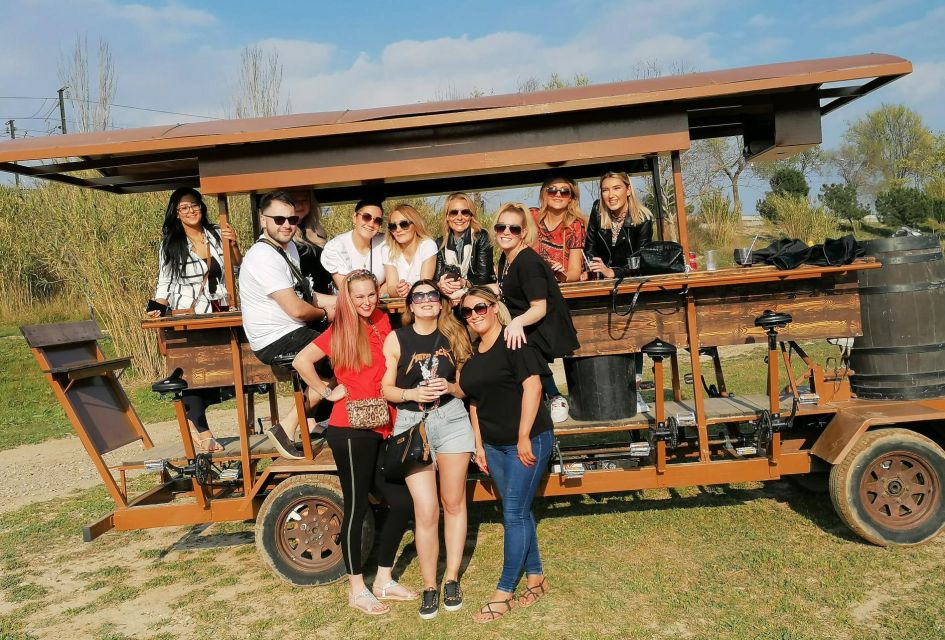 Barcelona: Beer Bike Experience - Drinks and Music Onboard