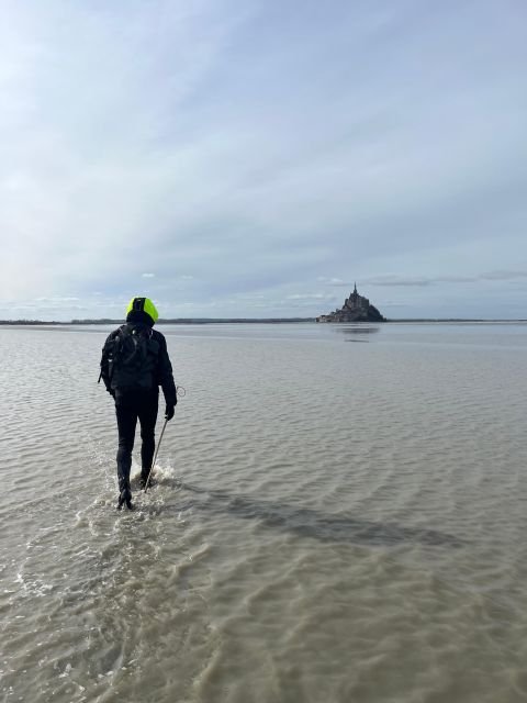 Bay of Mont Saint-Michel: At High Tide Guided Hike - Crossing the Bay