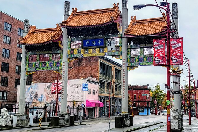 Best Vancouver Family Tour With Kids - Strolling Granville Island