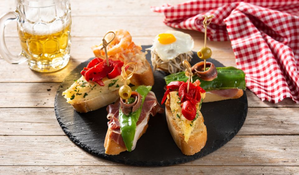 Bilbao Pintxos Private Walking Tour From Hotel/Center - Exploring Bilbaos Culinary Culture