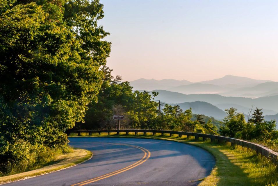 Blue Ridge Parkway Waterfalls: Hiking Tour From Asheville - Itinerary