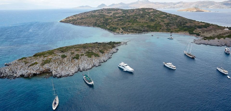 Bodrum: Private Island Boat Tour With Lunch - Delicious Turkish Lunch Onboard