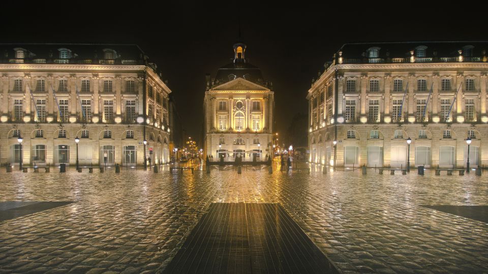 Bordeaux: City Highlights & Self-Guided Scavenger Hunt Tour - Itinerary