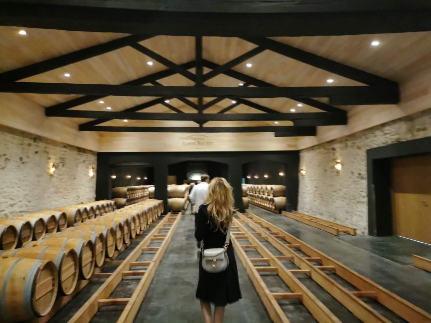 Bordeaux: Medoc Tour in a Small Group (Luxury Mercedes Eqv) - Visiting Renowned Chateaux in Medoc