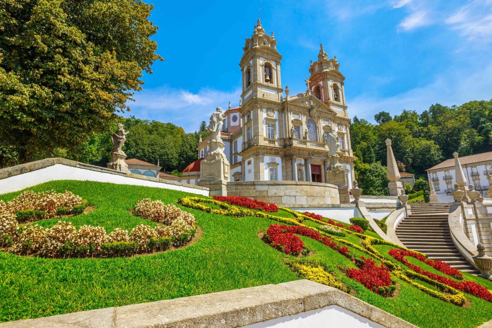 Braga & Guimarães Full-Day Tour From Porto - Itinerary Breakdown