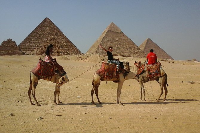 Cairo Full-Day Tours to Giza Pyramids ,Egyptian Museum & Bazaar - Exploring Tahrir Square Protests