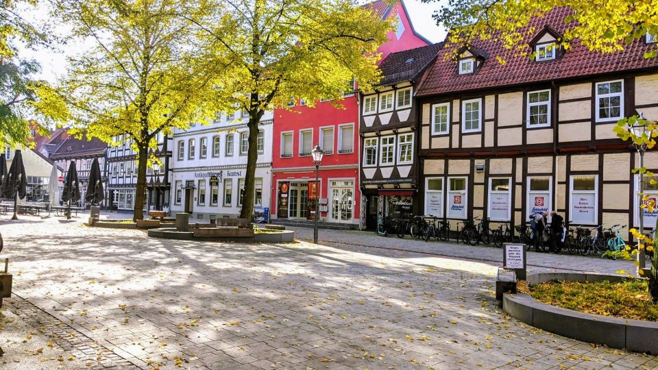 Celle: Romantic Old Town Self-guided Discovery Tour - Experience Highlights