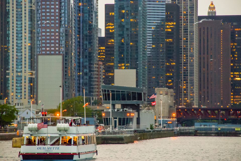 Chicago: Fireworks Cruise With Lake or River Viewing Options - Lake Michigan Fireworks Cruise