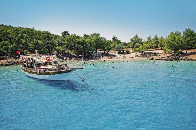 Cleopatra Island Boat Trip From Marmaris - Exploring Cleopatra Island