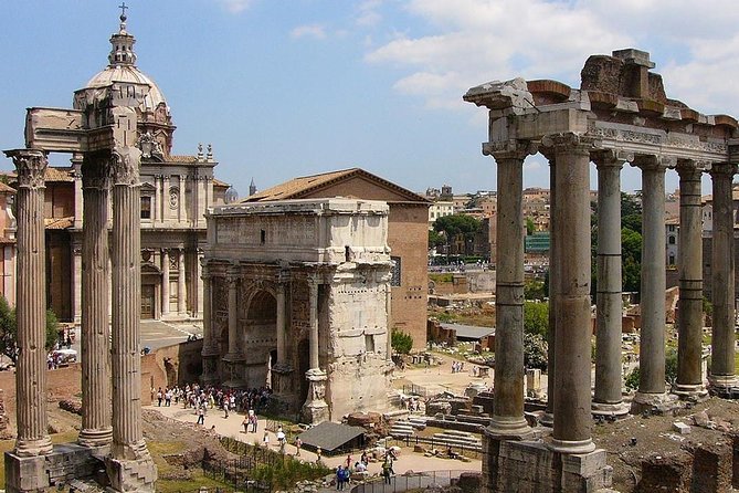 Colosseum and Roman Forum - Skip the Line Guided Tour - Meeting Point