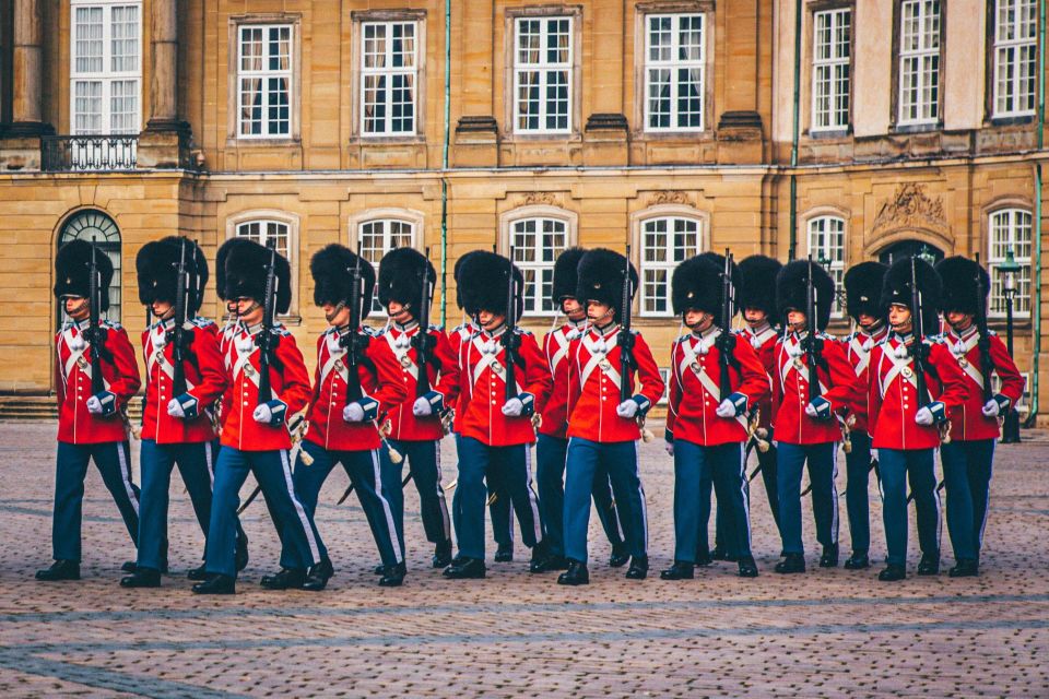 Copenhagen: Guided City Highlights Tour - Tour Experience