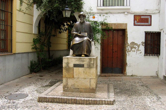 Cordoba Mosque-Cathedral and Jewish Quarter Walking Tour - Accessibility Considerations