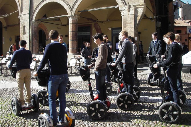 CSTRents - Bologna Segway PT Authorized Tour - Exploring Piazza Minghetti