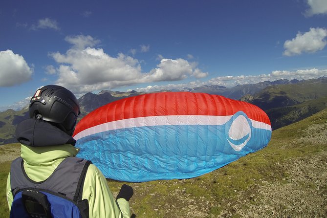 Davos Paragliding Private Tandem Pilot Half Day - Tandem Pilot and Equipment