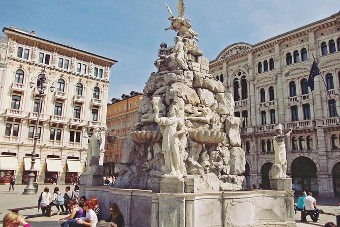 Discover Trieste on Foot - Professional and Knowledgeable Guides