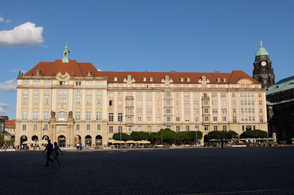 Dresden‘S Rise From Ruin: a Self-Guided Audio Tour - Past and Present Urban Spaces