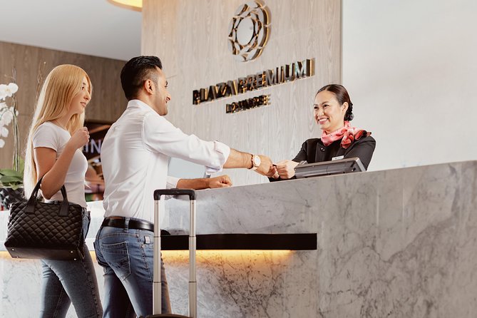 Dubai International Airport Plaza Premium Lounge at Terminal 3 - Dining and Refreshments