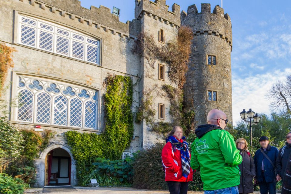 Dublin: Full-Day Howth and Malahide Castle Tour - Tour Experience