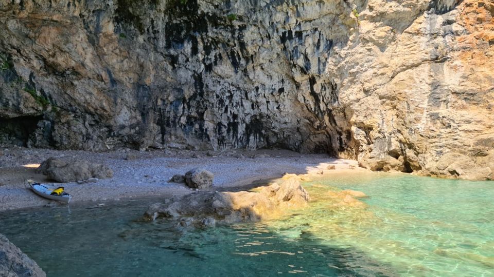 Dubrovnik: Sea Kayaking Half-Day Tour - Tour Itinerary