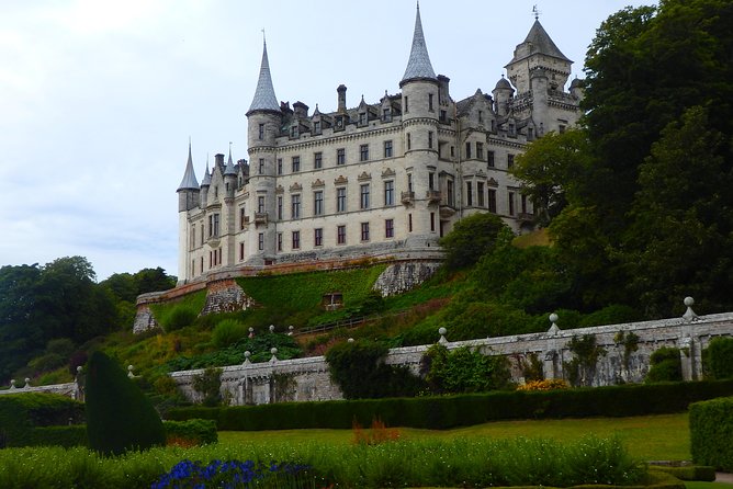 Dunrobin Castle and Glenmorangie Distillery - Local Private Tour - Dornoch Cathedral Visit