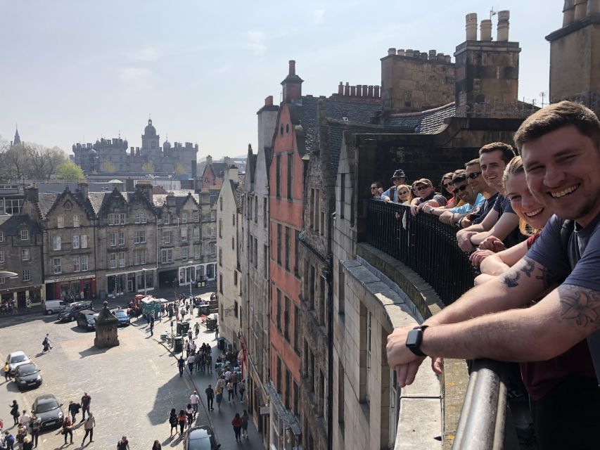 Edinburgh: Comedy Walking Tour With Professional Comedian - Meeting Point