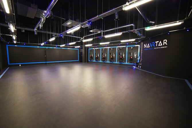 Epic 60 Minute Free-Roam Virtual Reality Experience at Navrtar - Ideal for Groups