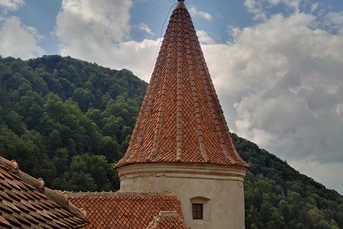 Experience the History of Bran Castle and Saxon Fortifications in Burzenland - Tour Inclusions and Details