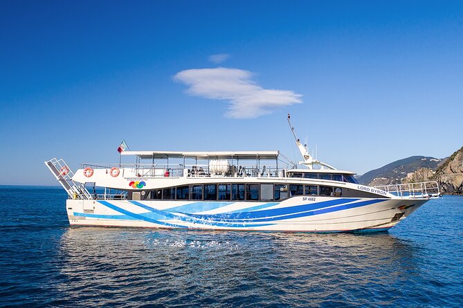 Ferry Boat Tour to the Cinque Terre With Stop in Riomaggiore and Monterosso - Inclusions and Amenities