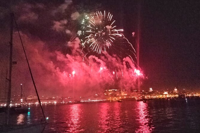 Fireworks and Open Bar in New Years Eve Cruise in Lisbon - Timings and Meeting Point Details