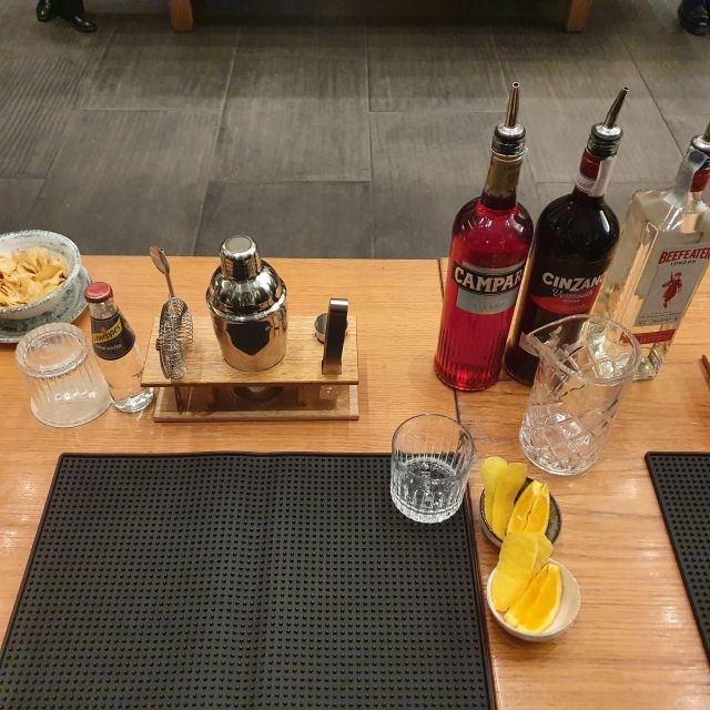 Florence: Negroni Cocktail Making Class With Aperitivo - Local Cuisine Morsels at Aperitif