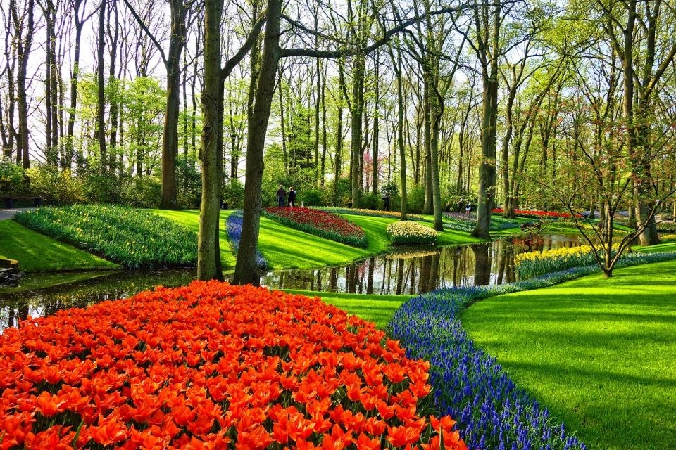 From Amsterdam: Keukenhof Gardens and Giethoorn Tour - Keukenhof Gardens