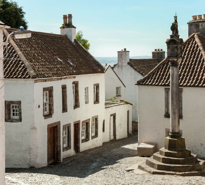 From Edinburgh: The Outlander Experience Guided Tour - Falkland Photo Stop