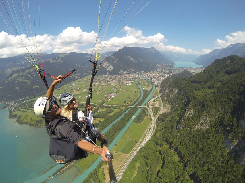 From Geneva: Paragliding and Interlaken Trip - Paragliding Activity Details